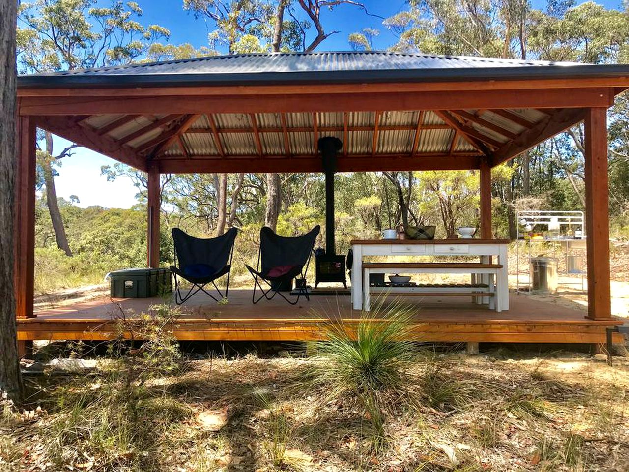 Secluded Glamping Tent with Views of Mount Yengo in Bucketty, New South Wales