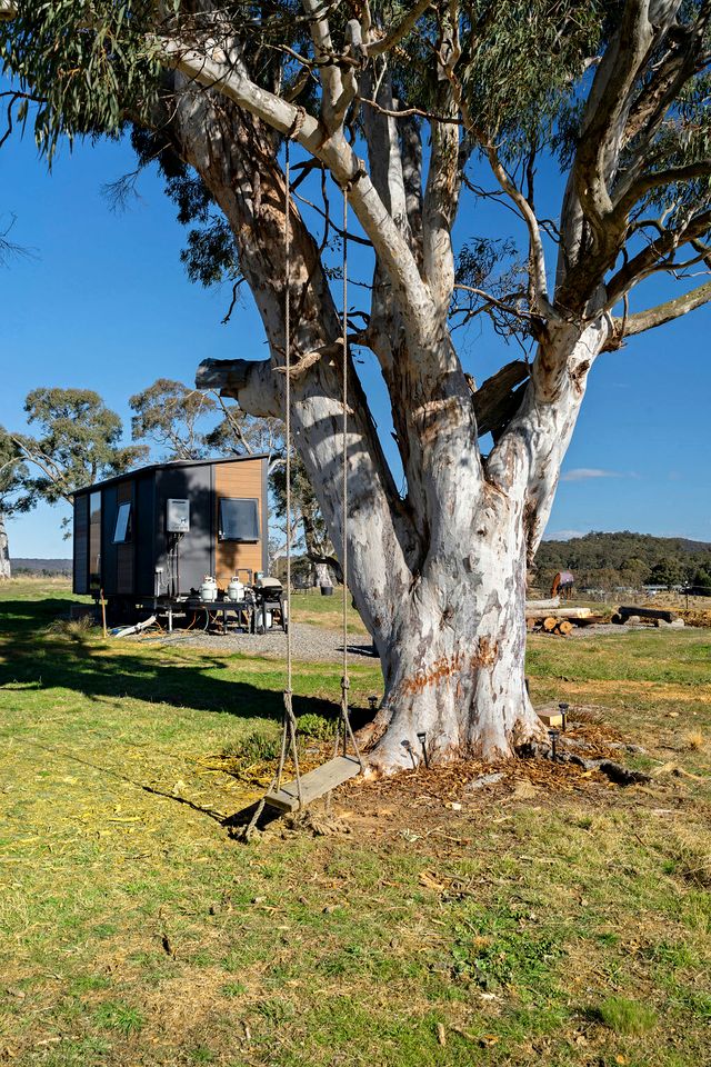 Fantastic Tiny House with Fire Pit and Close to Great Hiking Trails in Towrang, New South Wales