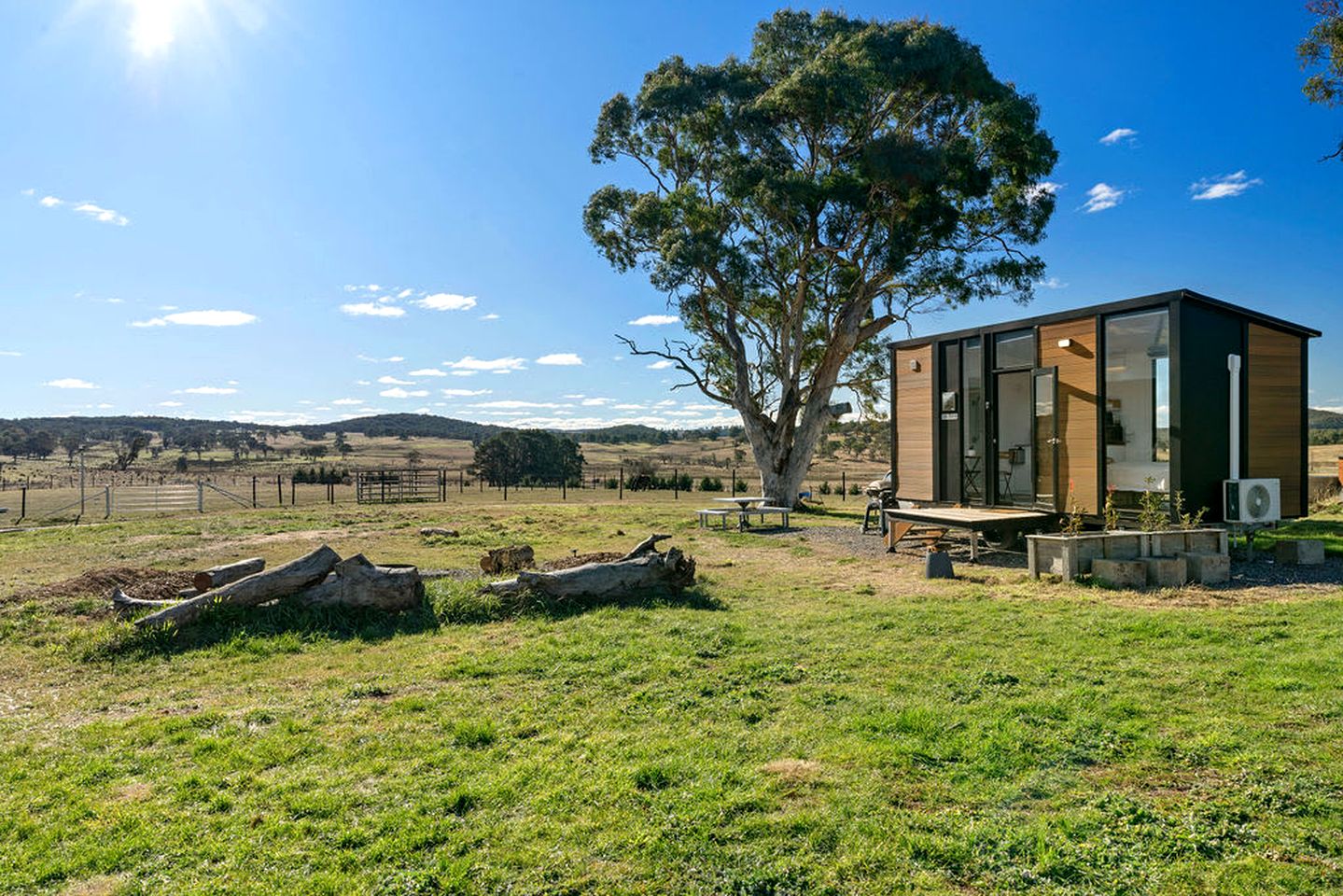 Fantastic Tiny House with Fire Pit and Close to Great Hiking Trails in Towrang, New South Wales