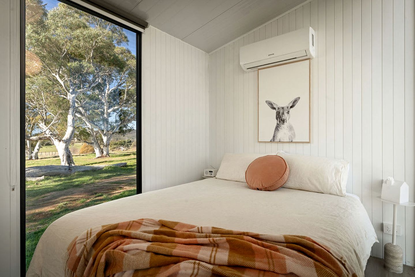 Fantastic Tiny House with Fire Pit and Close to Great Hiking Trails in Towrang, New South Wales