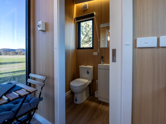 Tiny Houses (Australia, Warrenmang, Victoria)