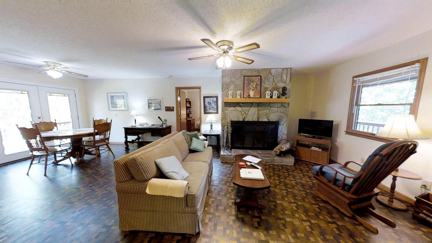 Secluded Cabin Rental near Franklin, North Carolina