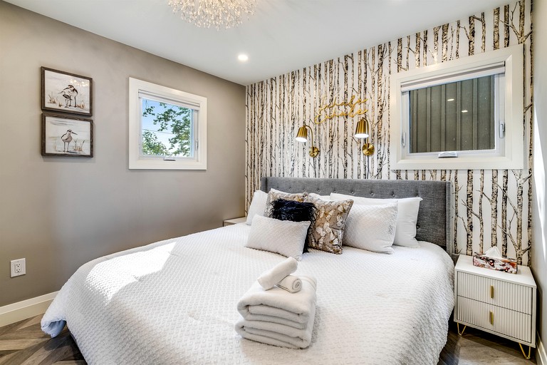 Beach Houses (Canada, Leamington, Ontario)