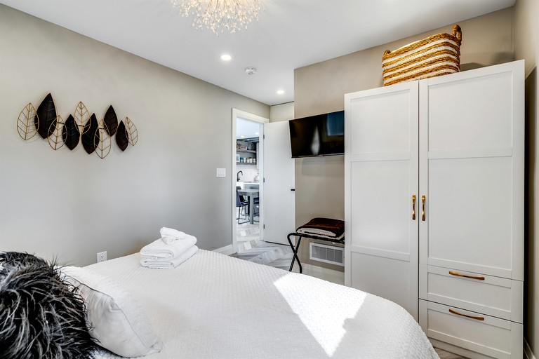 Beach Houses (Canada, Leamington, Ontario)