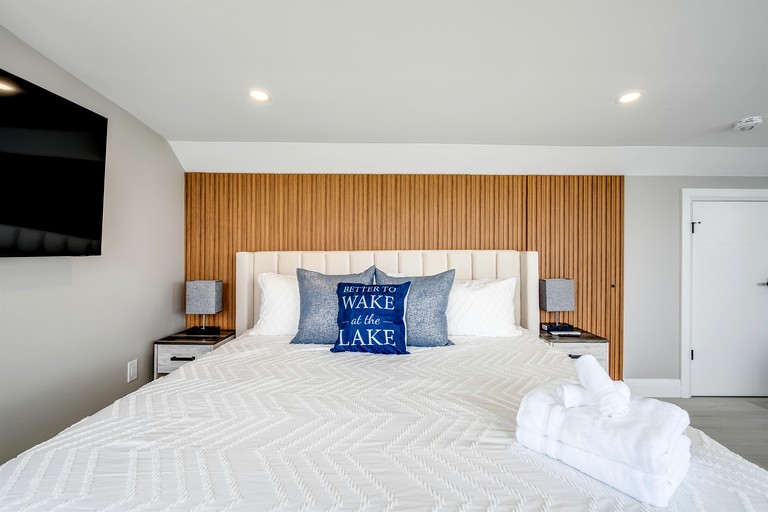 Beach Houses (Canada, Leamington, Ontario)