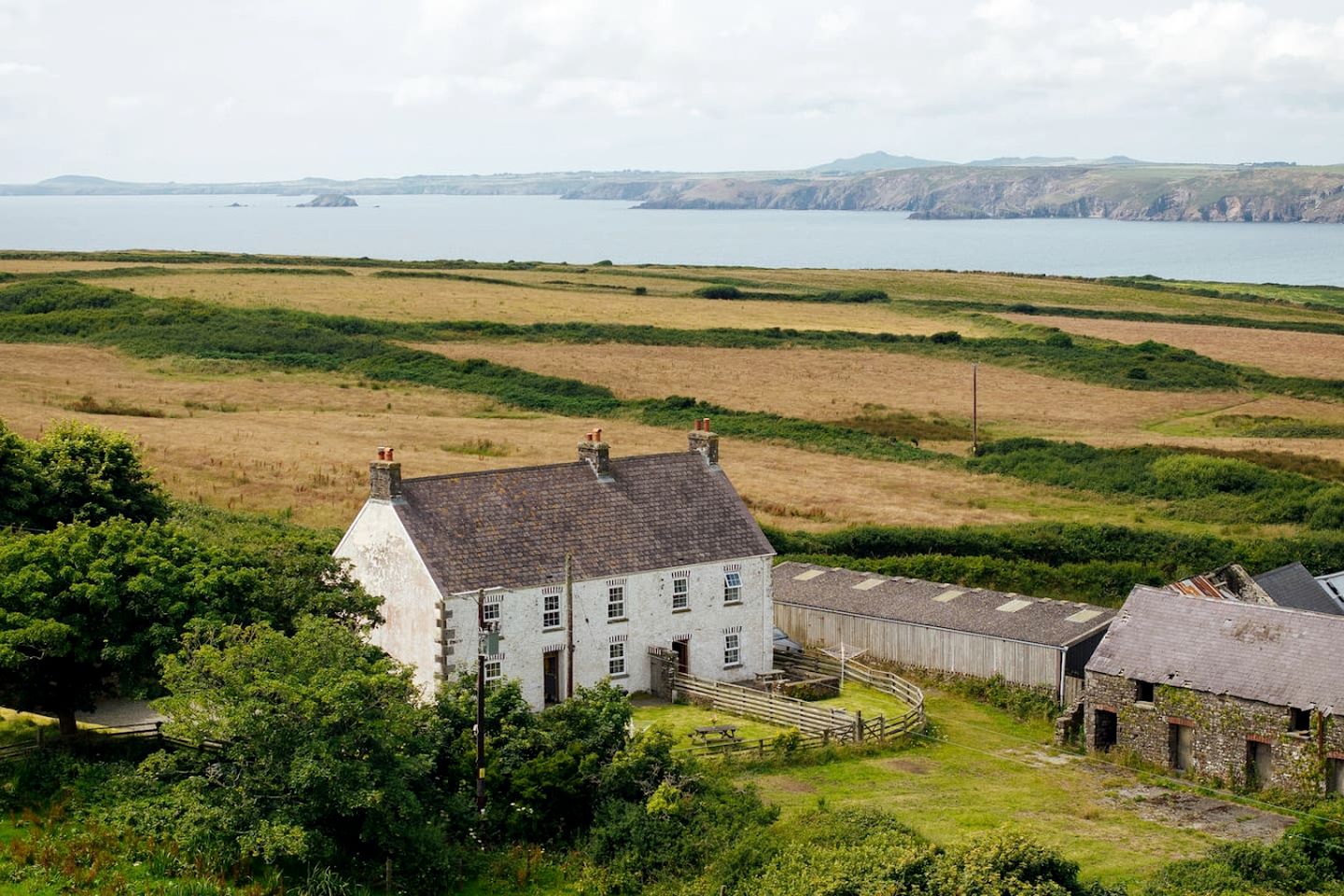 Cottages (United Kingdom, Pembrokeshire, Wales)