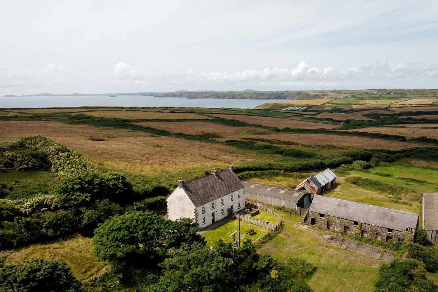 Coastal Cottage with Backyard and Breathtaking Landscape Views in Wales