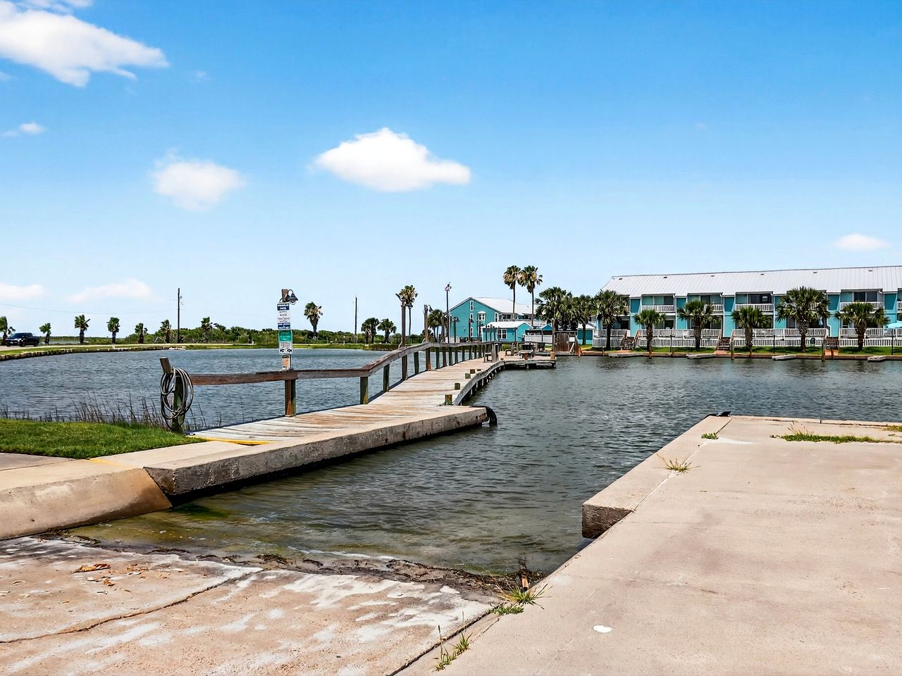 Spacious Vacation Home with Fenced Yard & Deck near Rockport Beach, Texas