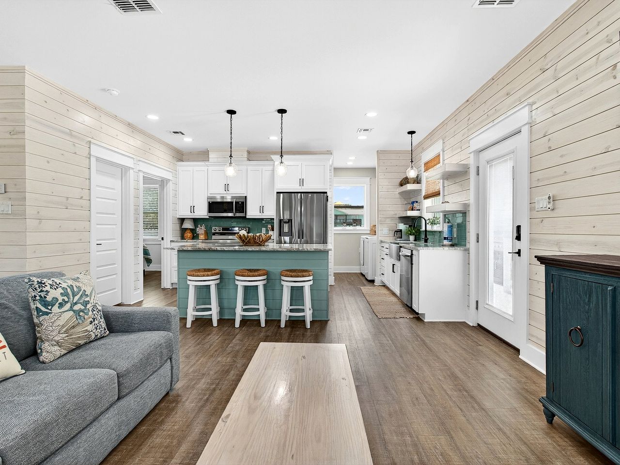 Spacious Vacation Home with Fenced Yard & Deck near Rockport Beach, Texas