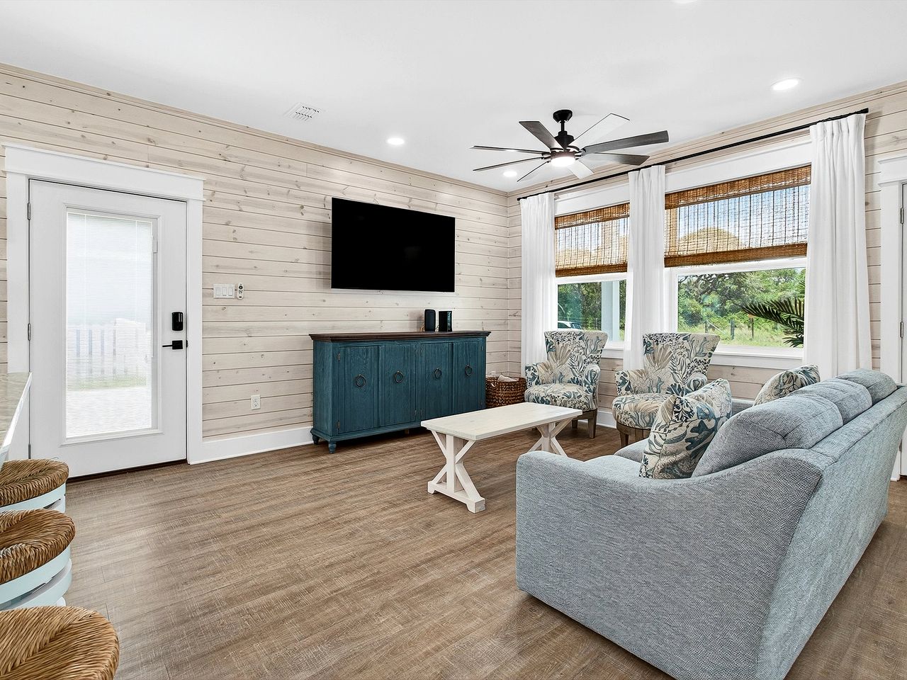 Spacious Vacation Home with Fenced Yard & Deck near Rockport Beach, Texas