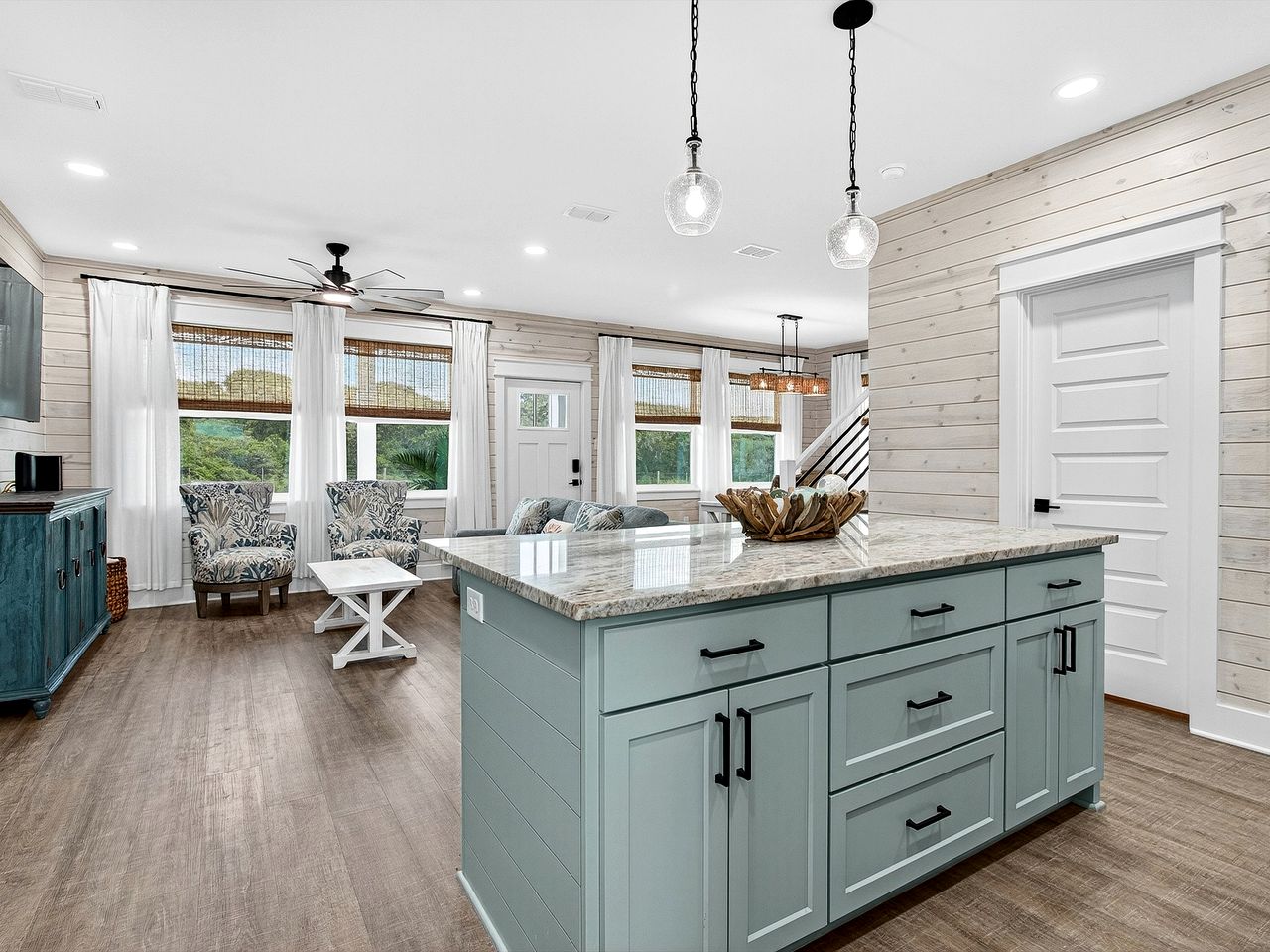 Spacious Vacation Home with Fenced Yard & Deck near Rockport Beach, Texas