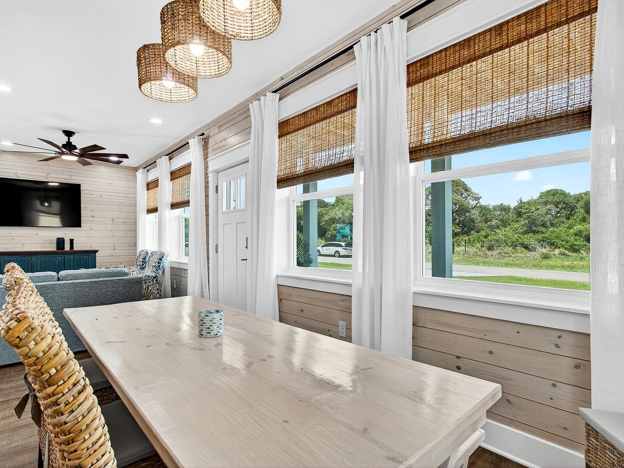 Spacious Vacation Home with Fenced Yard & Deck near Rockport Beach, Texas