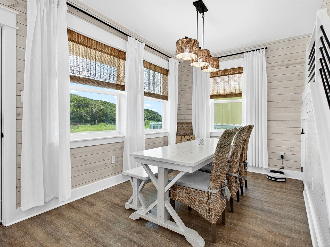 Spacious Vacation Home with Fenced Yard & Deck near Rockport Beach, Texas