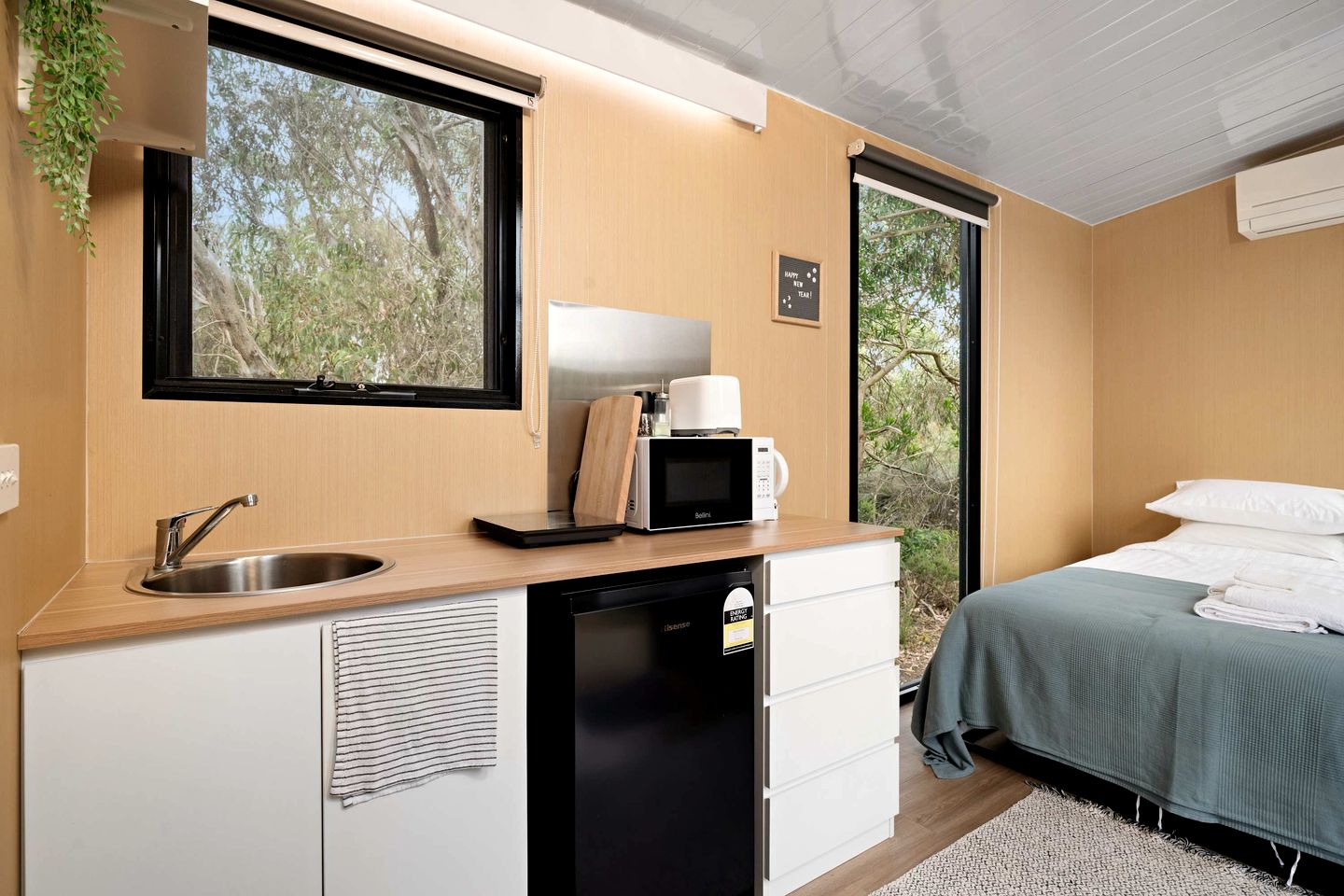 Coastal Tiny House with Fire Pit Perfect for Outdoor Adventures in Victoria