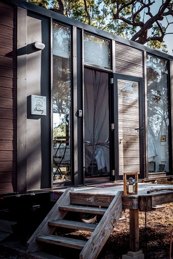 Vacation Rentals (Australia, Deepwater, Queensland)