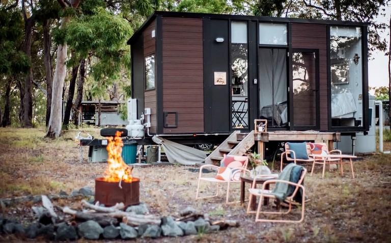 Vacation Rentals (Australia, Deepwater, Queensland)