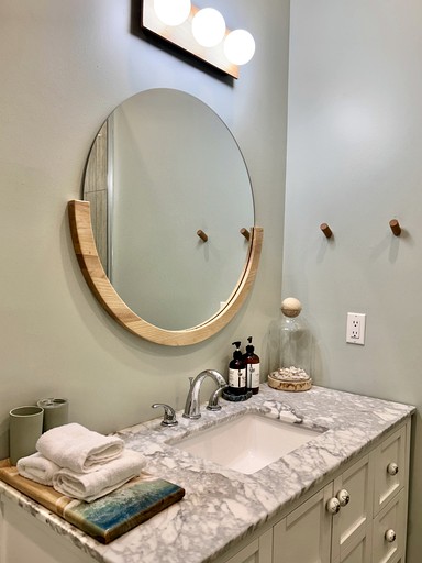 Vacation Rentals (Canada, Wellington, Ontario)