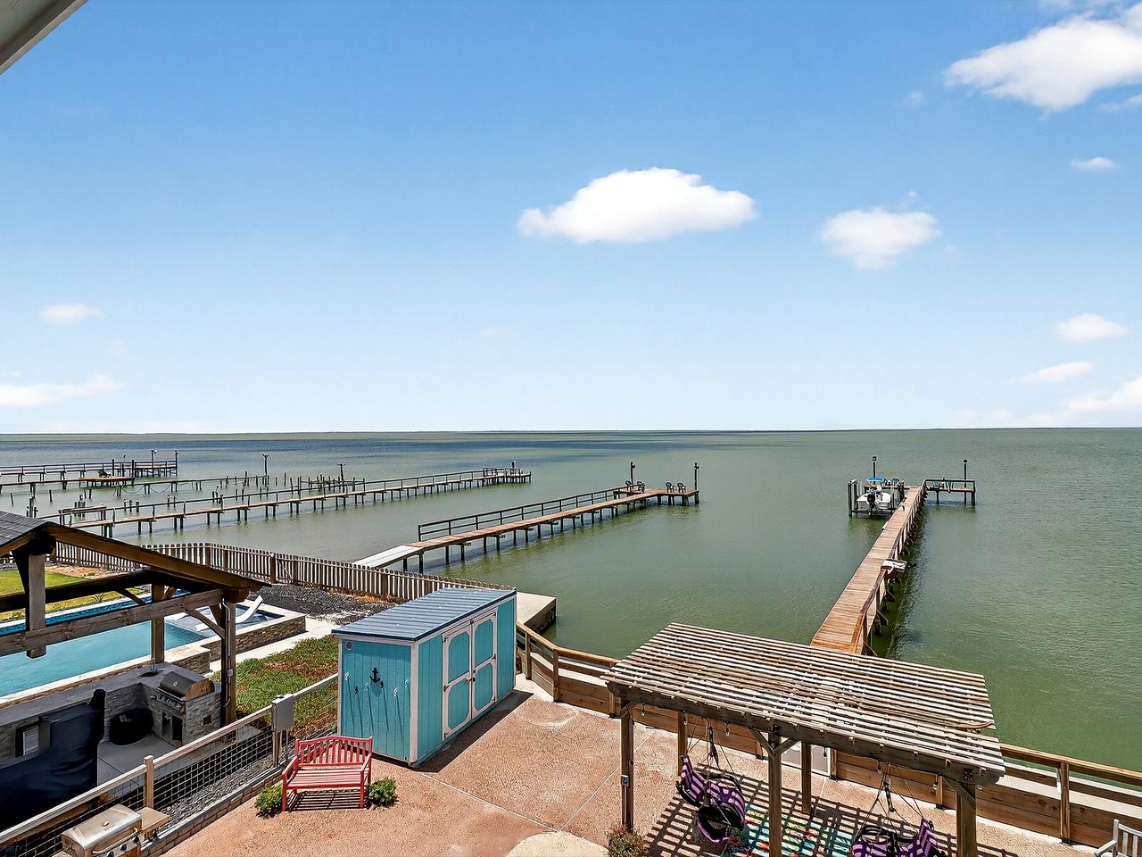 Stunning Bayfront Vacation Home with Pool, Fishing Pier & Kayaks near Copano Bay, Rockport Texas