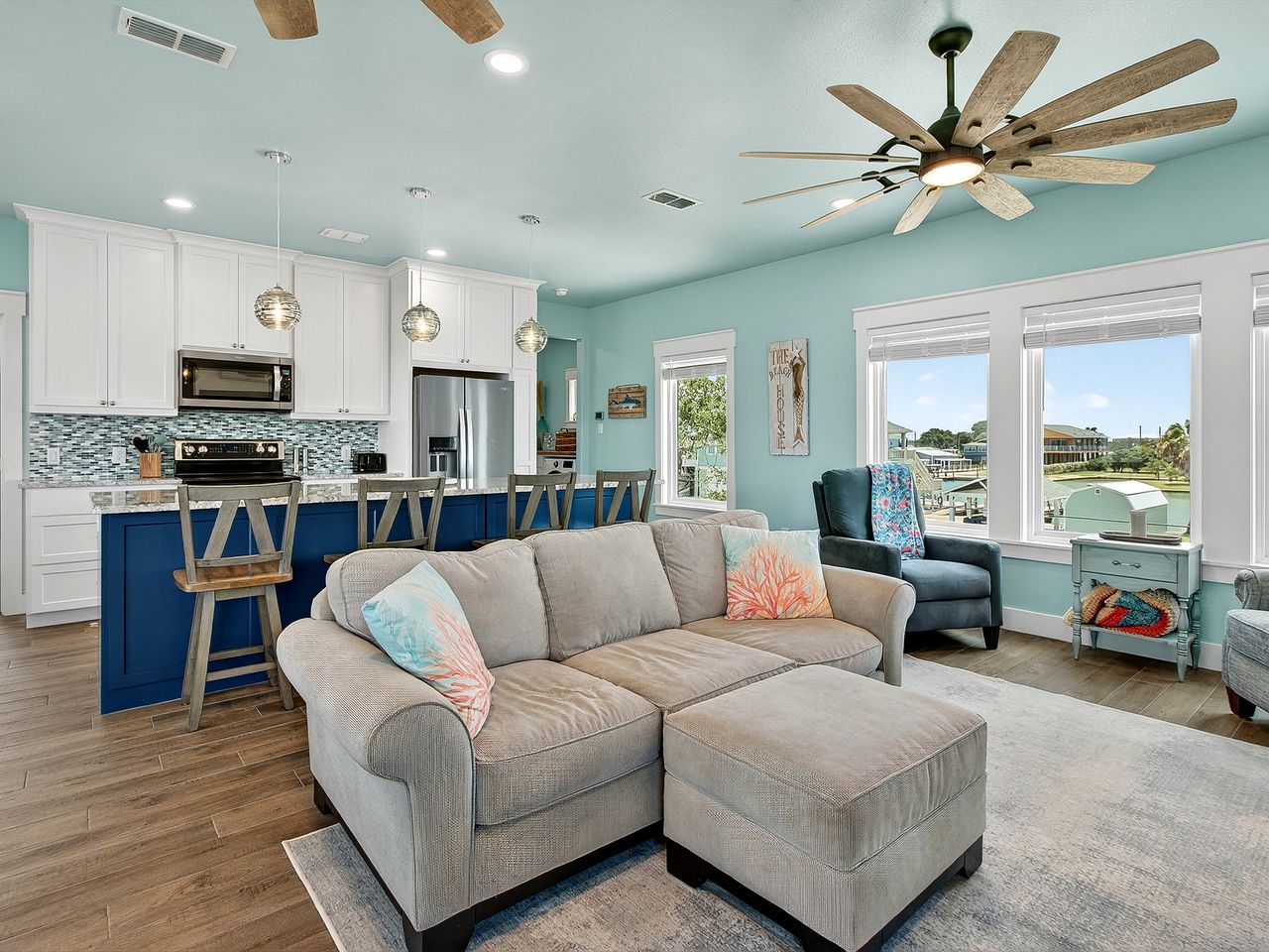 Stunning Bayfront Vacation Home with Pool, Fishing Pier & Kayaks near Copano Bay, Rockport Texas