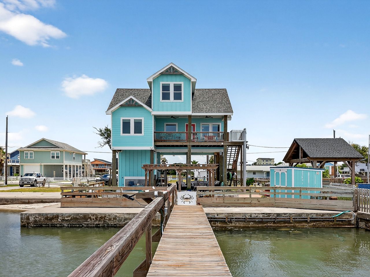 Stunning Bayfront Vacation Home with Pool, Fishing Pier & Kayaks near Copano Bay, Rockport Texas