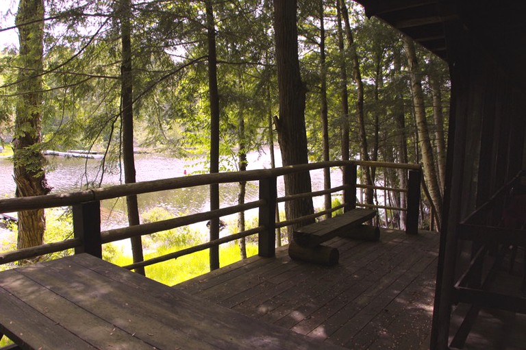 Cabins (Saranac Lake, New York, United States)