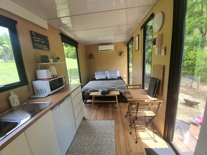 Vacation Rentals (Australia, Palmwoods, --)