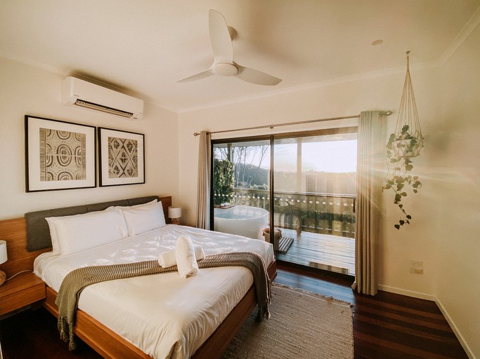 Vacation Rentals (Australia, Mudgeeraba, Queensland)