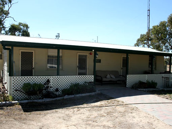 Cottages (Brimabgo, South Australia, Australia)