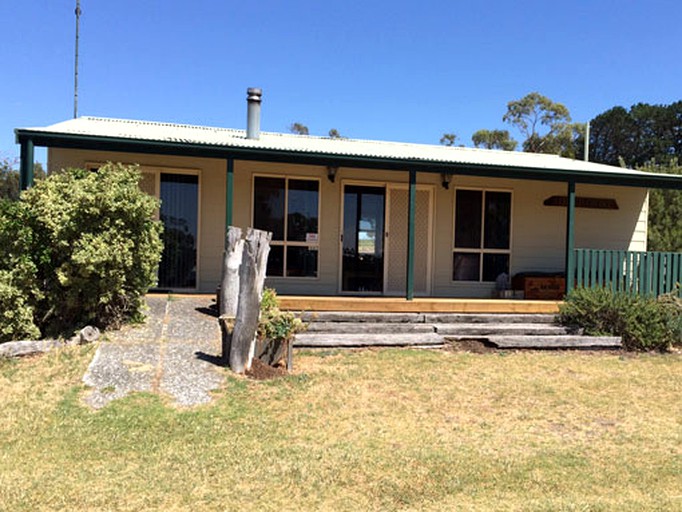 Vacation Rentals (Brimabgo, South Australia, Australia)