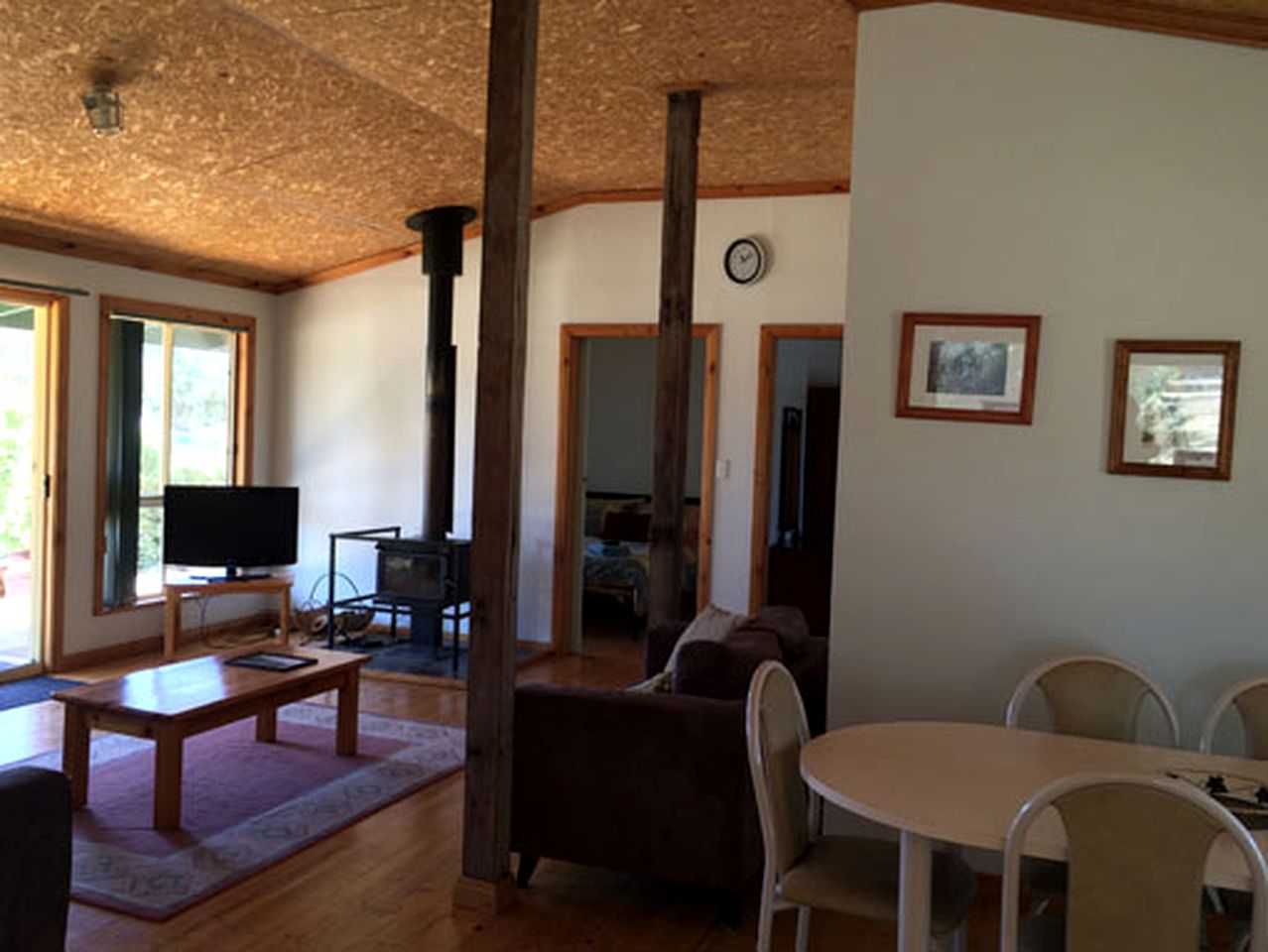 Cozy Peaceful Cottage Rental with Farm Tours in South Australia's Tatiara District