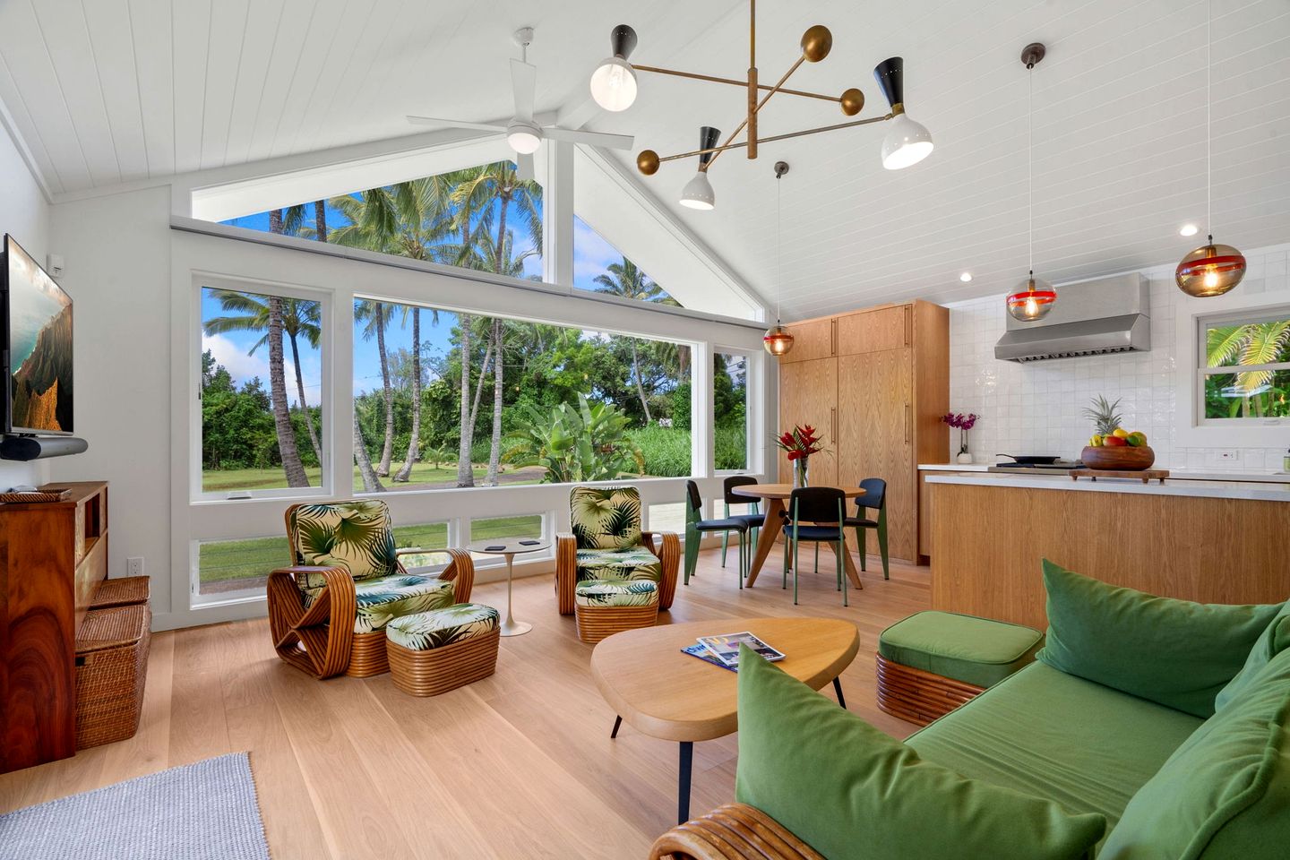 Stunning Vacation Rental by the Coast with Views of Coconut Trees in Kilauea, Hawaii