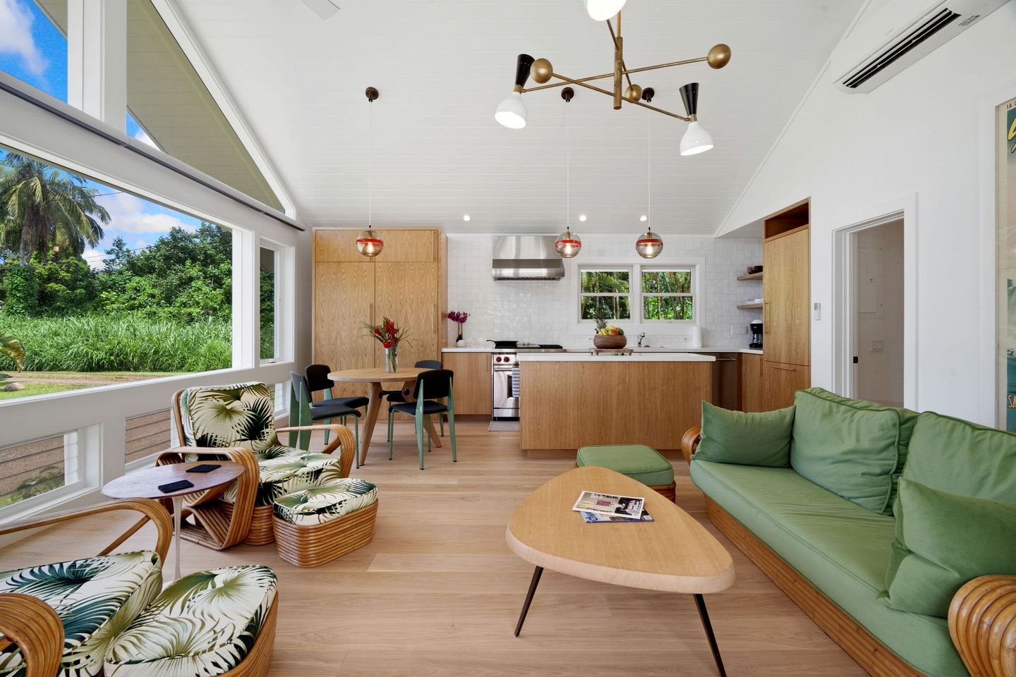 Stunning Vacation Rental by the Coast with Views of Coconut Trees in Kilauea, Hawaii