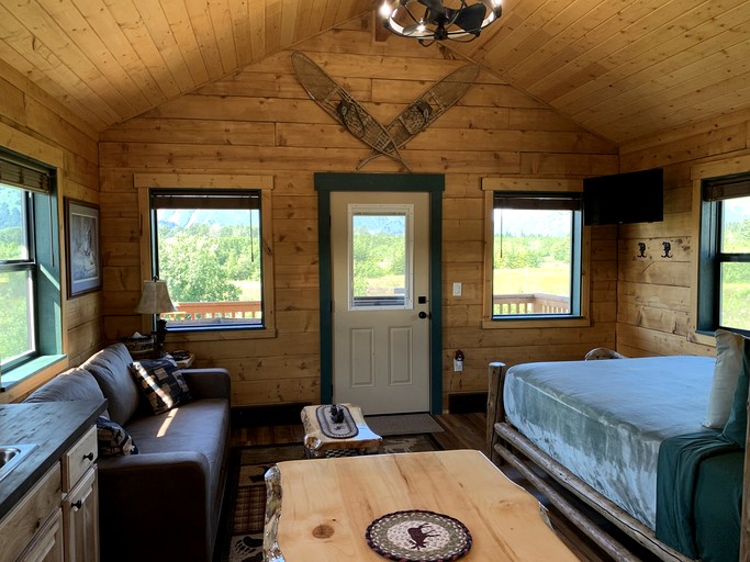 Cabins (United States of America, Seward, Alaska)