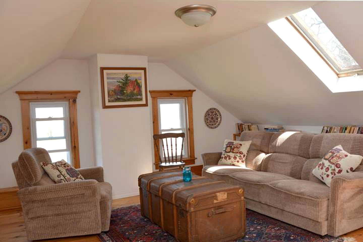 Secluded Country Cottage Perfect for a Group Getaway in Wellington, Ontario