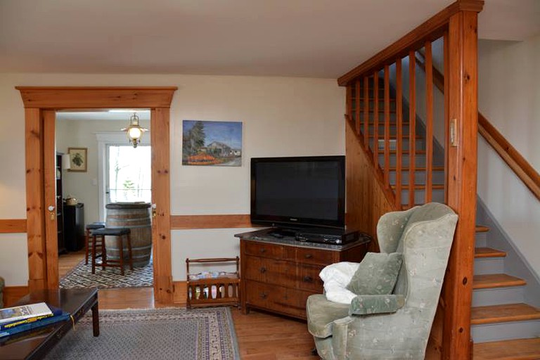 Vacation Rentals (Belleville, Ontario, Canada)