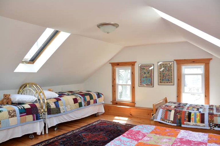 Vacation Rentals (Belleville, Ontario, Canada)