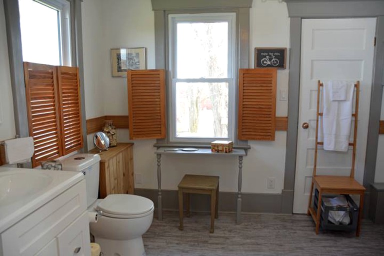 Vacation Rentals (Belleville, Ontario, Canada)