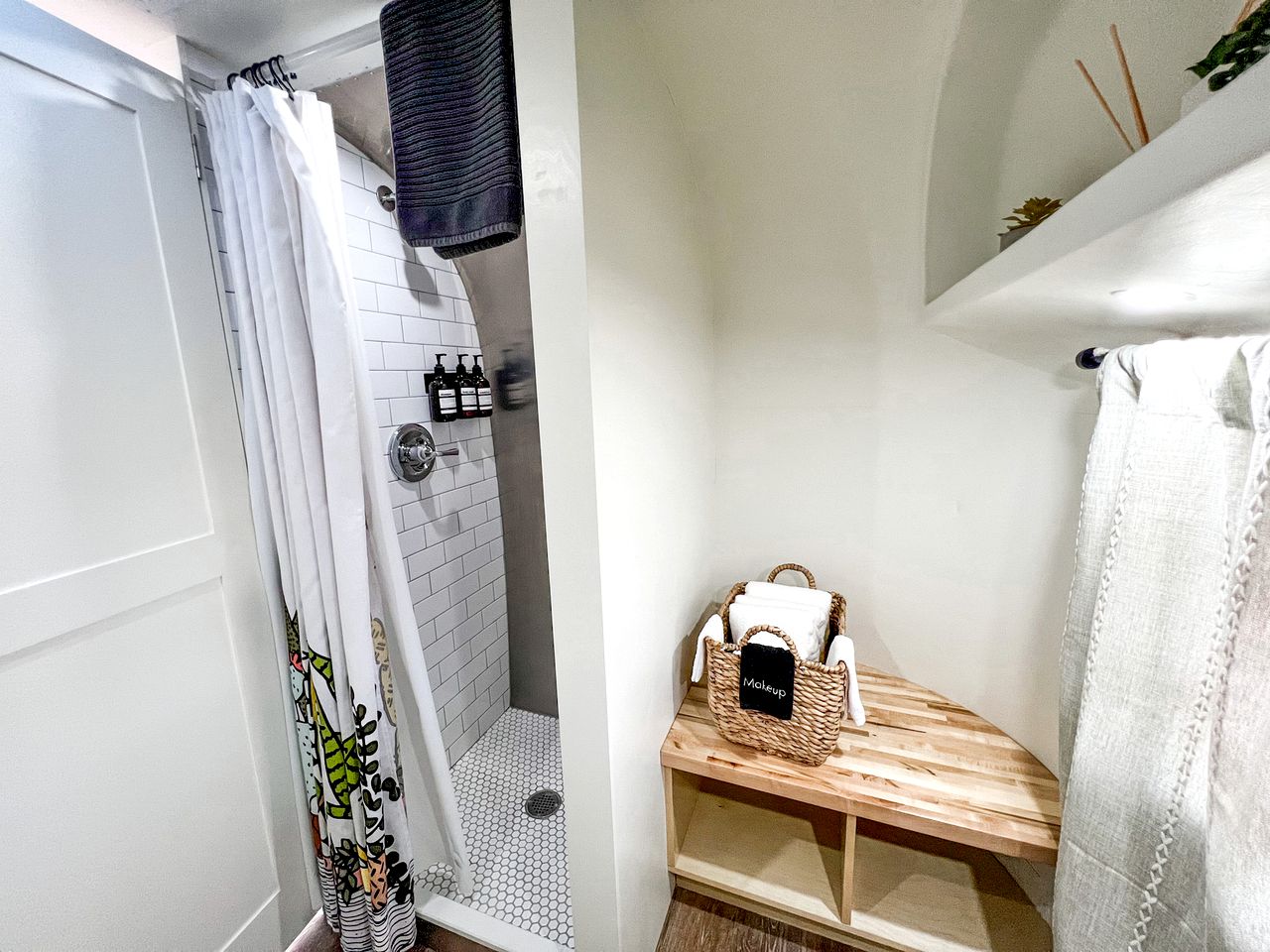 Colorado Caravan Experience: Airstream Adventure Under the Stars in Grand Junction