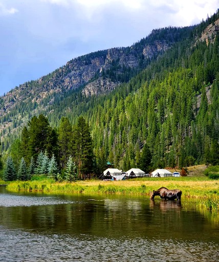 Safari Tents (United States of America, Granby, Colorado)