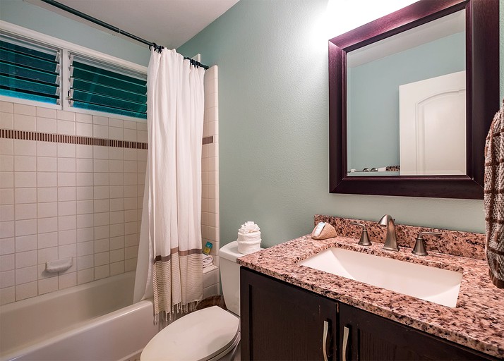 Cabins (Wainiha, Hawaii, United States)