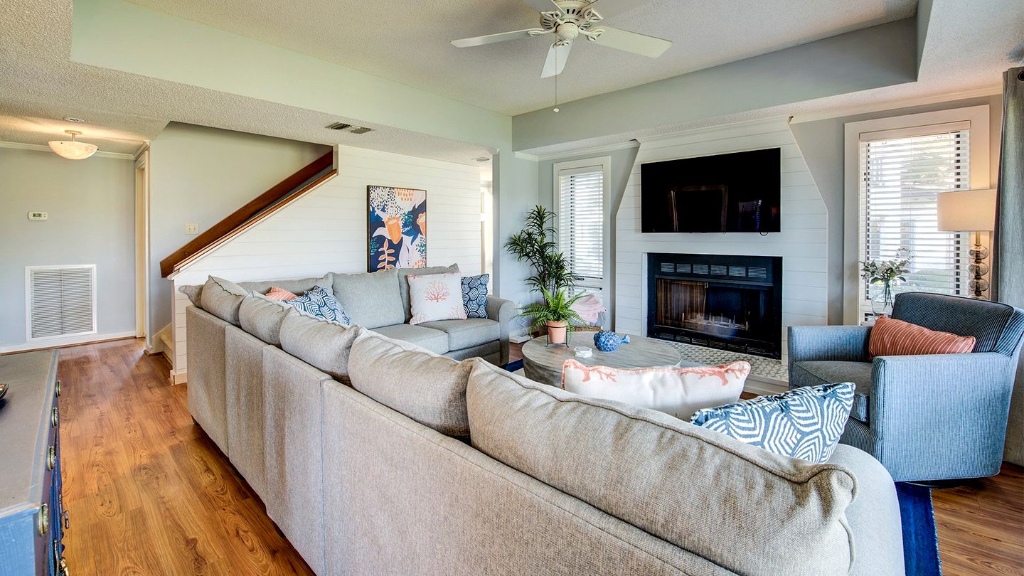 Impressive Beach Close Villa in Georgetown, South Carolina