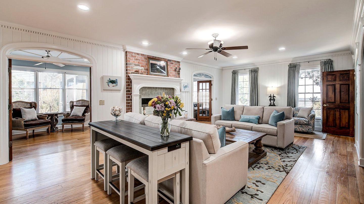 Gorgeous Beach Close Villa with Barbecue in Georgetown, South Carolina