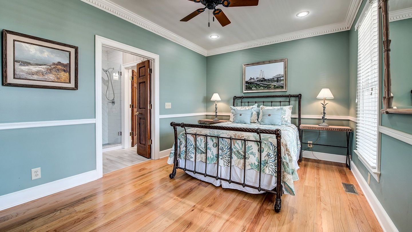 Gorgeous Beach Close Villa with Barbecue in Georgetown, South Carolina