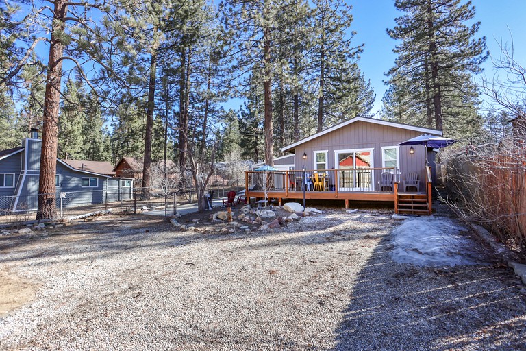 Cabins (United States of America, Big Bear Lake, California)