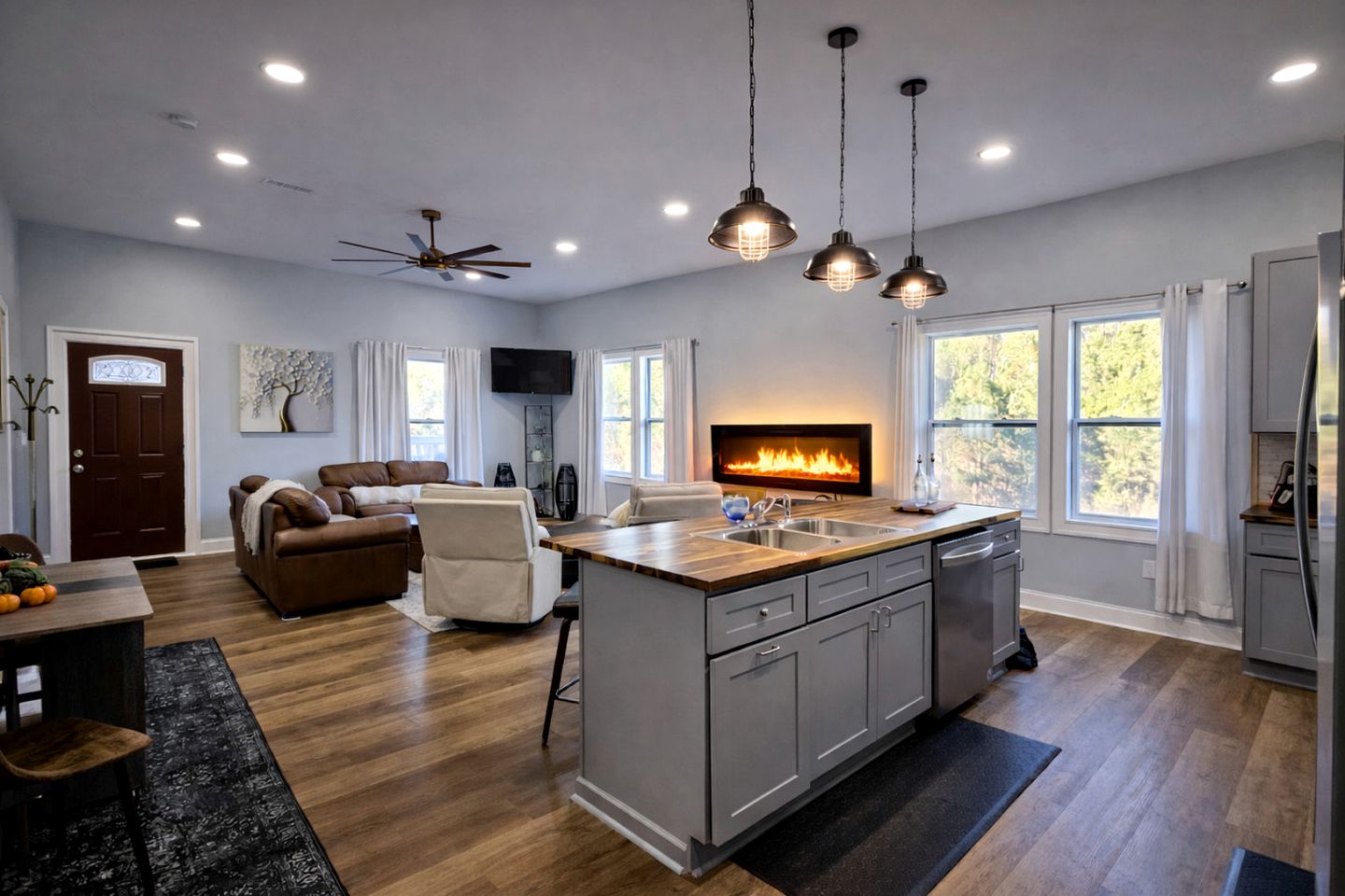 Comfortable Retreat for Hiking, Rafting & Scenic Views in Copperhill, Tennessee