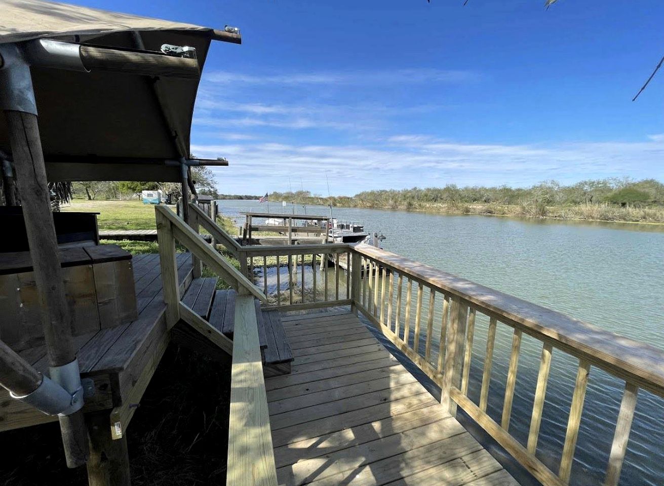 Comfortable Safari Tent with Riverfront Views near Space X's Launch Site, Perfect for a Texas Glamping Getaway