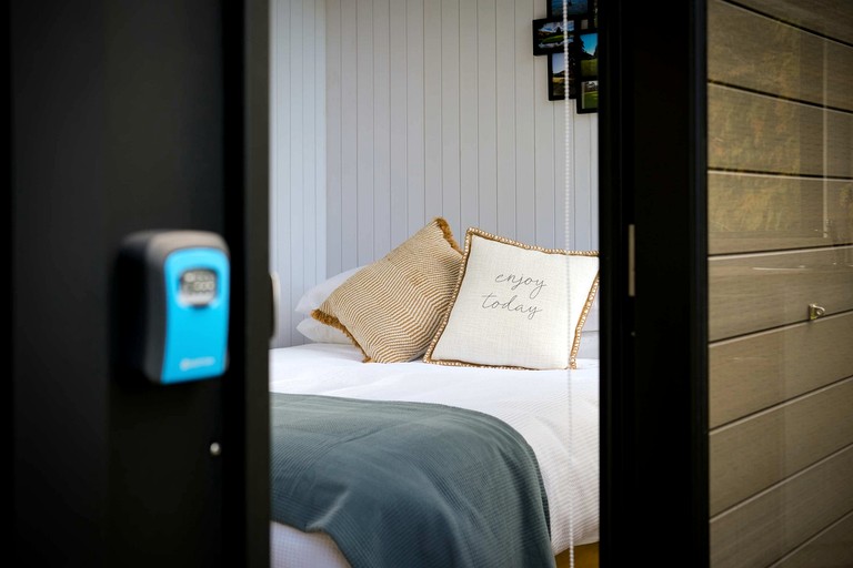 Tiny Houses (New Zealand, Wakefield, South Island)