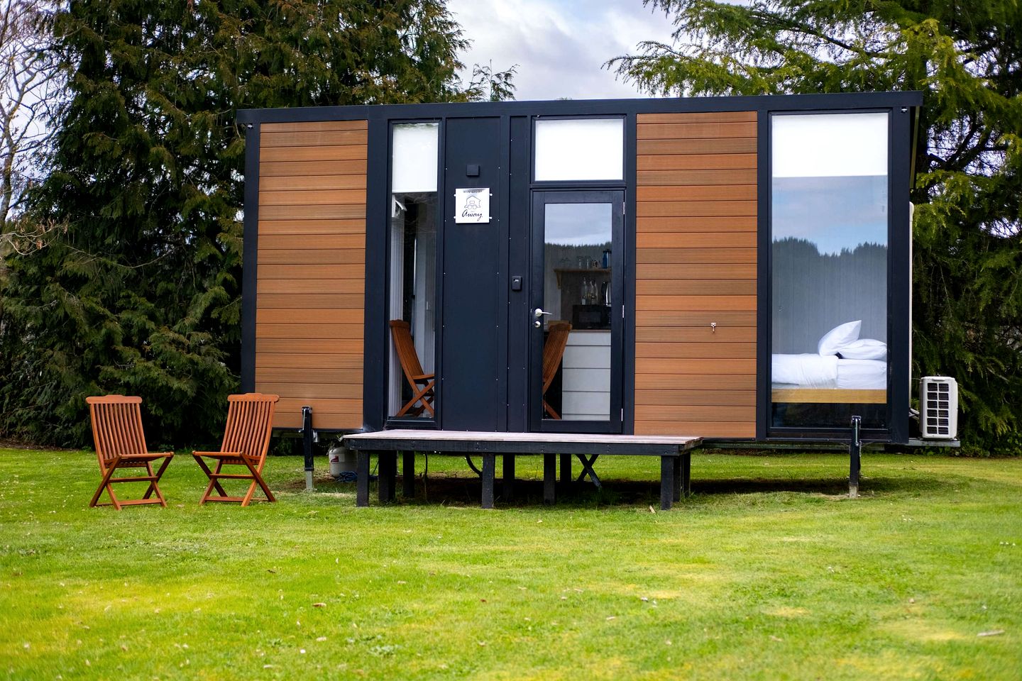 Comfortable Tiny House Incredible for Outdoor Activities like Golf or Paintball in South Island, New Zealand