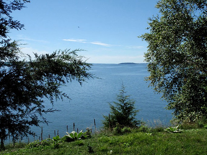 Cabins (Roseneath, Ontario, Canada)