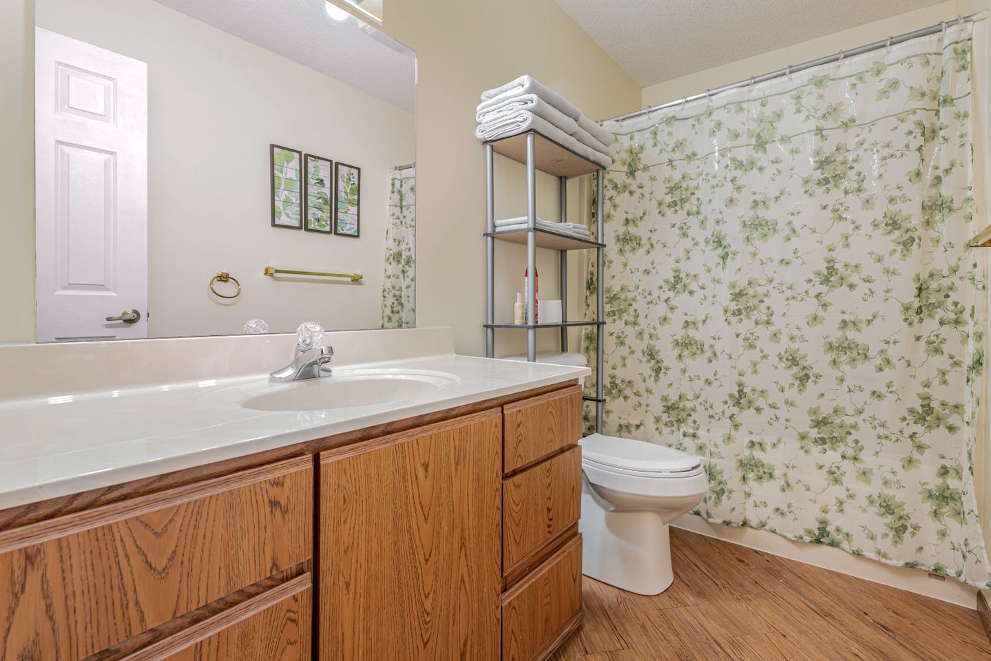 Comfy Sweet Cottage with BBQ Surrounded by Nature in Michigan